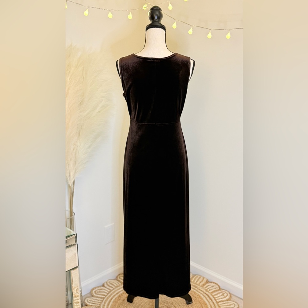 🌾 Rich Chocolate Brown Velvet Rabbit Rabbit Rabbit Maxi Dress - Picture 3 of 9